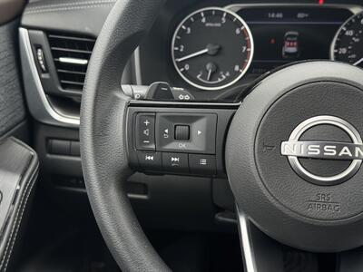 2023 Nissan Rogue SV - Photo 18 - Andover, MN 55304
