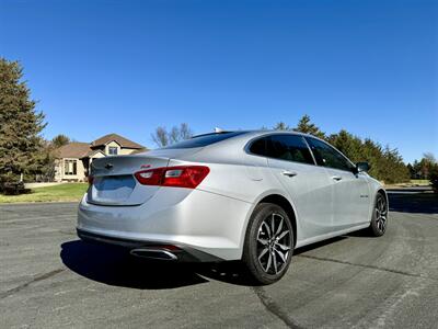 2020 Chevrolet Malibu RS   - Photo 4 - Andover, MN 55304