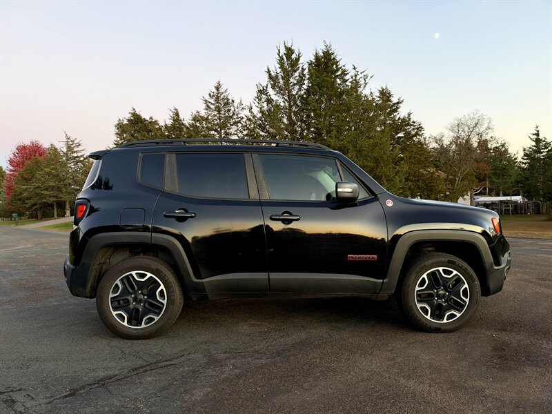2017 Jeep Renegade Trailhawk - Photo 6 - Andover, MN 55304