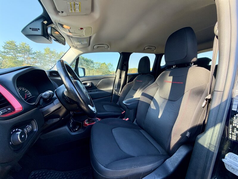 2017 Jeep Renegade Trailhawk - Photo 10 - Andover, MN 55304