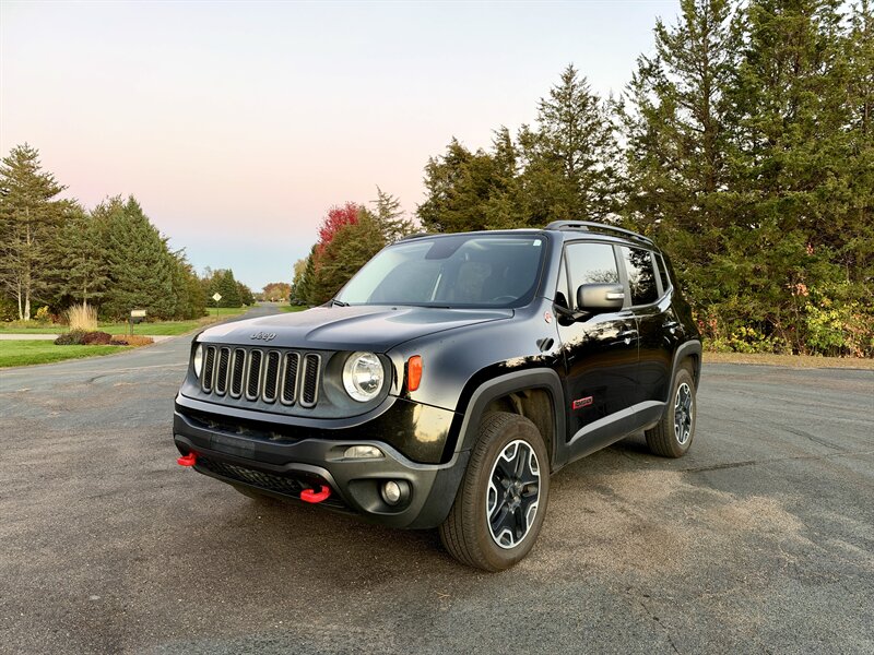 2017 Jeep Renegade Trailhawk  