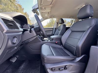 2023 Volkswagen Atlas V6 SE 4Motion   - Photo 10 - Andover, MN 55304