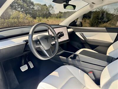 2022 Tesla Model Y Performance - Photo 8 - Andover, MN 55304