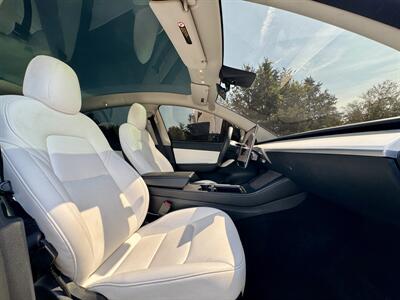 2022 Tesla Model Y Performance - Photo 14 - Andover, MN 55304