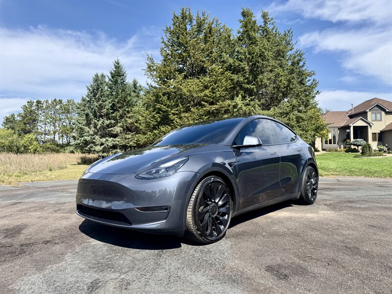 2022 Tesla Model Y Performance   - Photo 1 - Andover, MN 55304