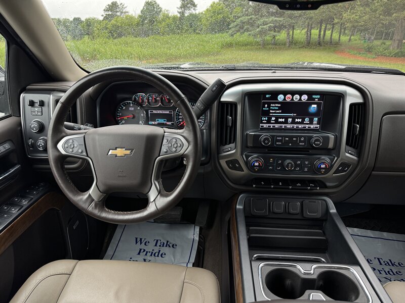 2017 Chevrolet Silverado 1500 LTZ - Photo 17 - Andover, MN 55304