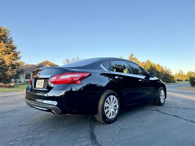 2016 Nissan Altima 2.5   - Photo 4 - Andover, MN 55304