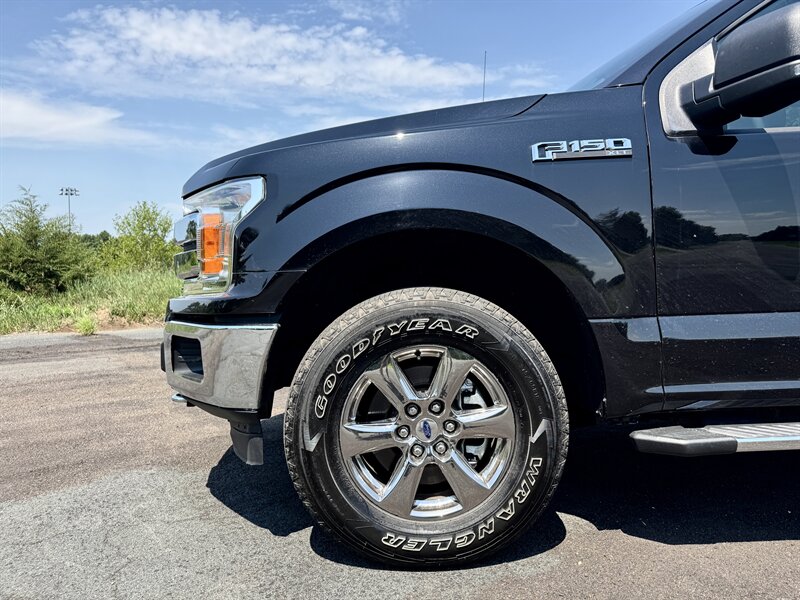 2020 Ford F-150 XLT - Photo 11 - Andover, MN 55304
