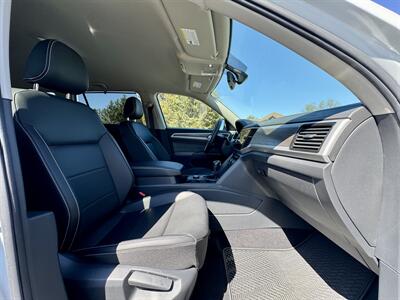 2023 Volkswagen Atlas V6 SE 4Motion   - Photo 14 - Andover, MN 55304