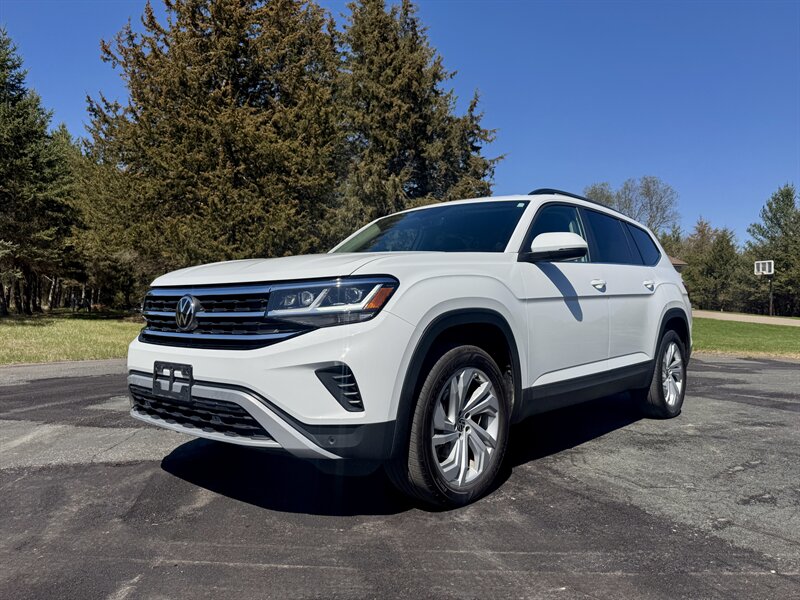 2023 Volkswagen Atlas V6 SE 4Motion   - Photo 1 - Andover, MN 55304