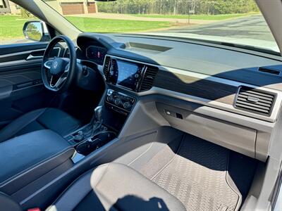 2023 Volkswagen Atlas V6 SE 4Motion   - Photo 15 - Andover, MN 55304