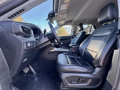 2022 Ford Explorer XLT   - Photo 9 - Andover, MN 55304