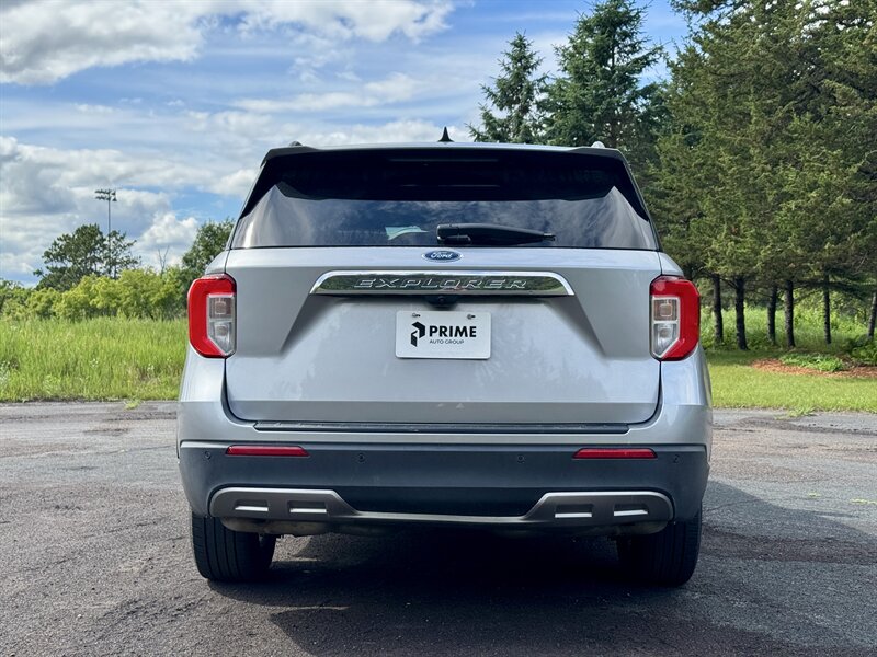 2022 Ford Explorer XLT - Photo 4 - Andover, MN 55304