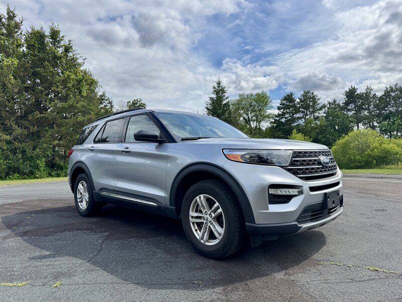 2022 Ford Explorer XLT - Photo 7 - Andover, MN 55304