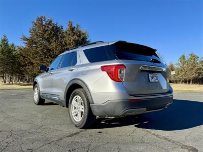 2022 Ford Explorer XLT   - Photo 3 - Andover, MN 55304