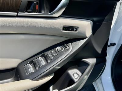 2021 Honda Accord Touring   - Photo 26 - Andover, MN 55304