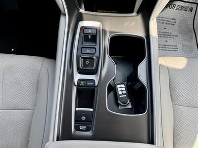 2021 Honda Accord Touring   - Photo 23 - Andover, MN 55304