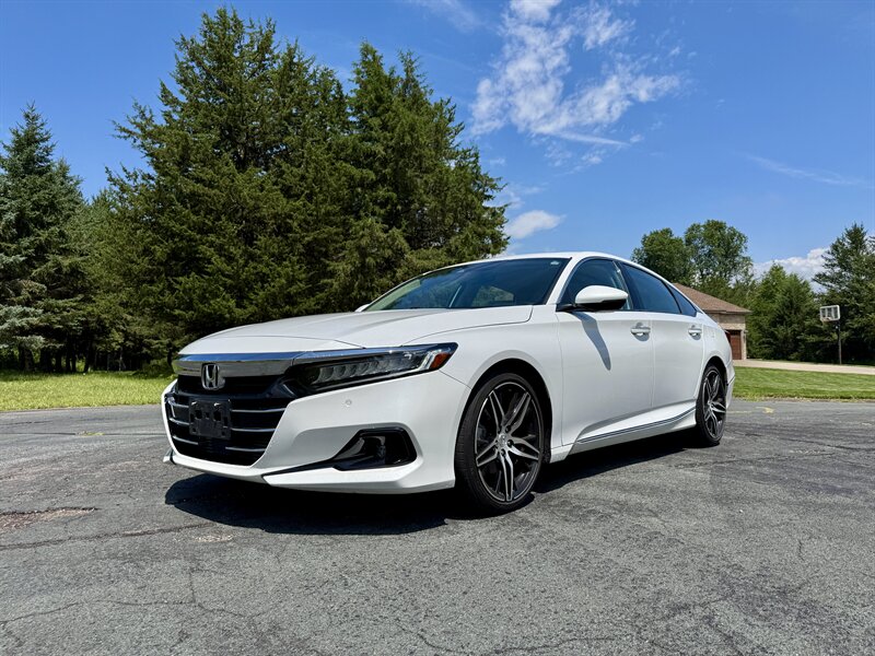2021 Honda Accord Touring - Photo 1 - Andover, MN 55304