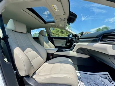 2021 Honda Accord Touring   - Photo 15 - Andover, MN 55304