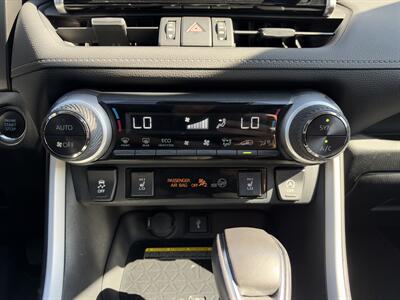 2020 Toyota RAV4 XLE Premium - Photo 21 - Andover, MN 55304