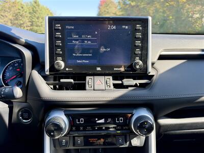 2020 Toyota RAV4 XLE Premium - Photo 20 - Andover, MN 55304