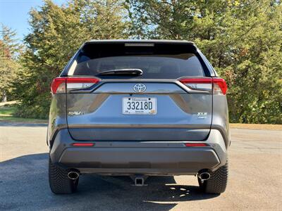2020 Toyota RAV4 XLE Premium - Photo 4 - Andover, MN 55304