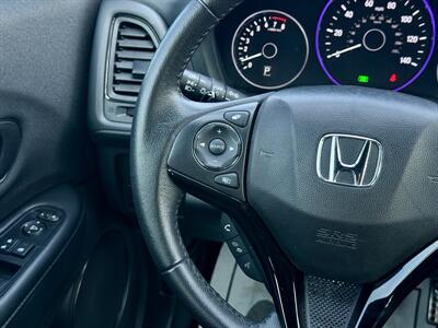 2022 Honda HR-V Sport   - Photo 16 - Andover, MN 55304