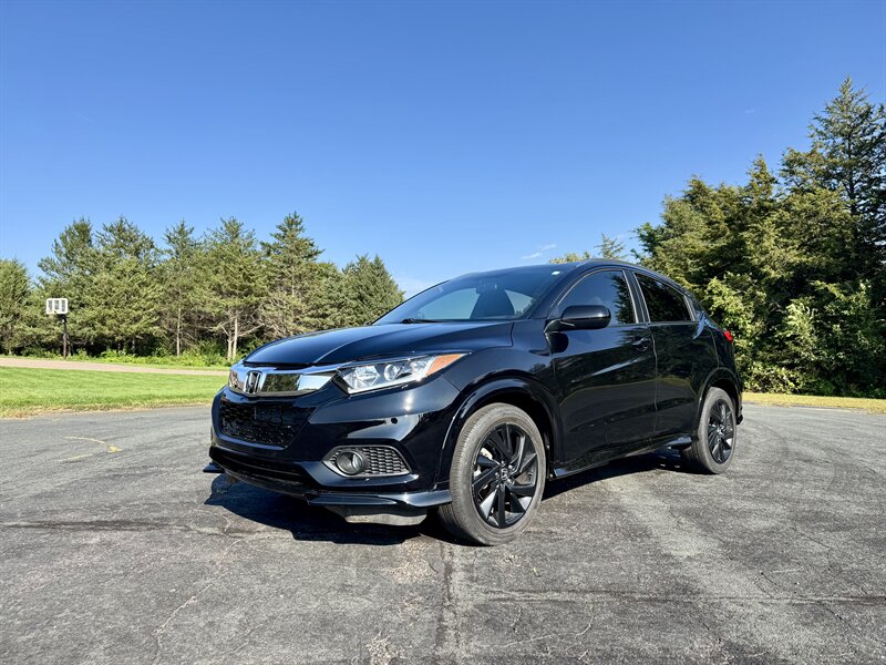 2022 Honda HR-V Sport - Photo 1 - Andover, MN 55304