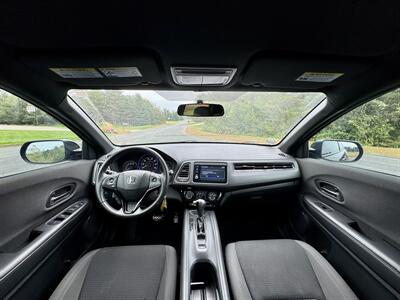 2022 Honda HR-V Sport   - Photo 15 - Andover, MN 55304