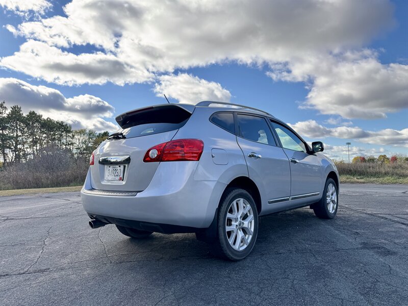2013 Nissan Rogue S   - Photo 5 - Andover, MN 55304