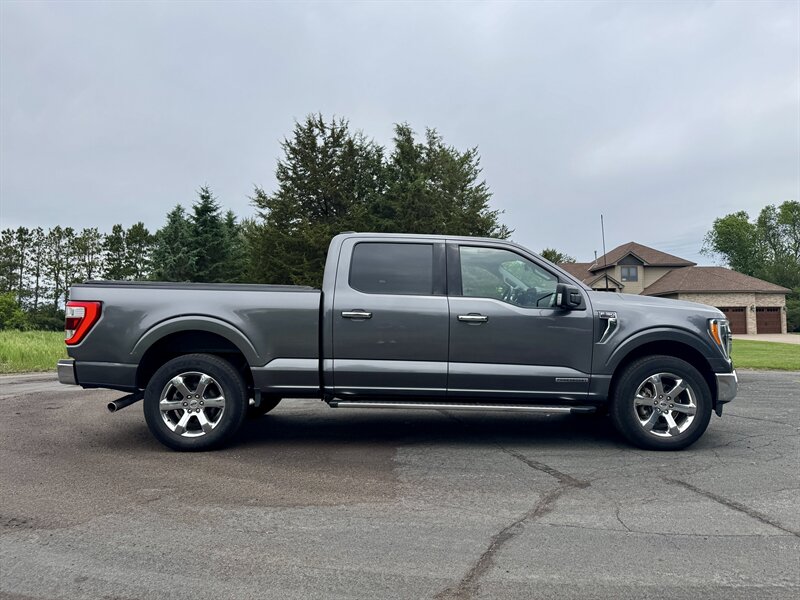 2022 Ford F-150 XLT - Photo 8 - Andover, MN 55304