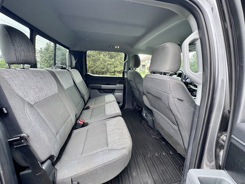 2022 Ford F-150 XLT - Photo 16 - Andover, MN 55304