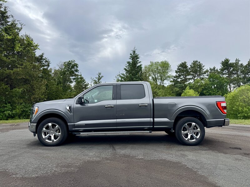2022 Ford F-150 XLT - Photo 2 - Andover, MN 55304