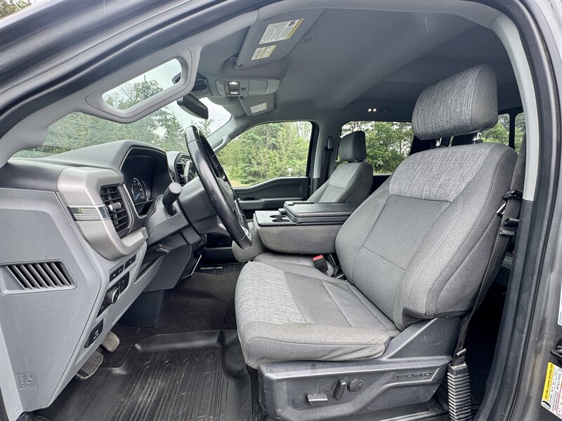 2022 Ford F-150 XLT - Photo 13 - Andover, MN 55304