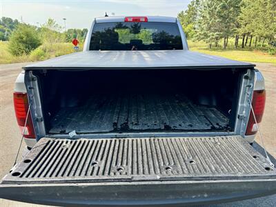 2022 RAM 1500 Classic SLT - Photo 5 - Andover, MN 55304