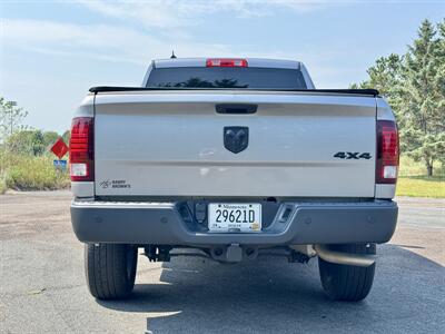 2022 RAM 1500 Classic SLT - Photo 4 - Andover, MN 55304