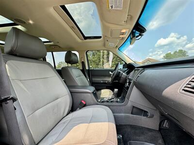 2018 Ford Flex Limited   - Photo 13 - Andover, MN 55304