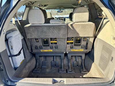 2014 Toyota Sienna LE 8-Passenger   - Photo 13 - Andover, MN 55304