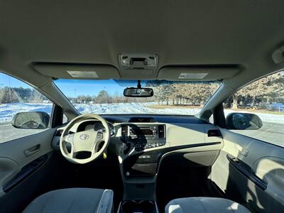 2014 Toyota Sienna LE 8-Passenger   - Photo 17 - Andover, MN 55304