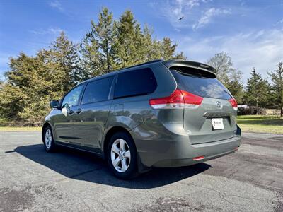 2014 Toyota Sienna LE 8-Passenger   - Photo 3 - Andover, MN 55304