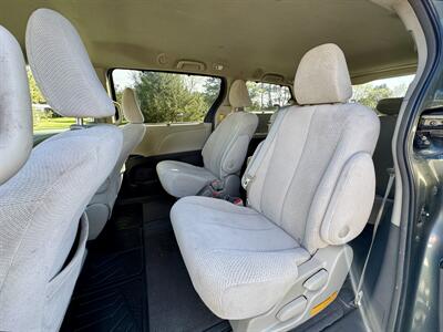 2014 Toyota Sienna LE 8-Passenger   - Photo 11 - Andover, MN 55304