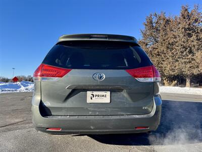 2014 Toyota Sienna LE 8-Passenger   - Photo 4 - Andover, MN 55304