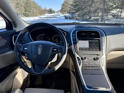 2017 Lincoln MKX Reserve   - Photo 15 - Andover, MN 55304