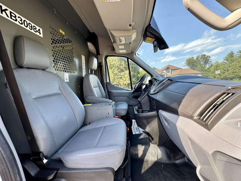 2018 Ford Transit 350 - Photo 18 - Andover, MN 55304