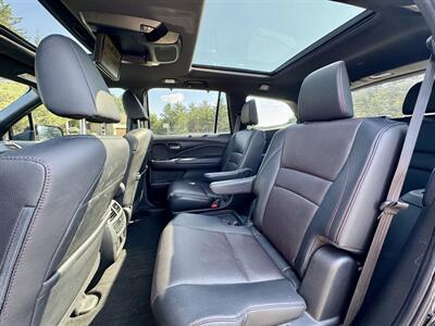 2021 Honda Pilot Black Edition   - Photo 13 - Andover, MN 55304