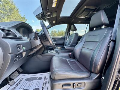 2021 Honda Pilot Black Edition   - Photo 10 - Andover, MN 55304