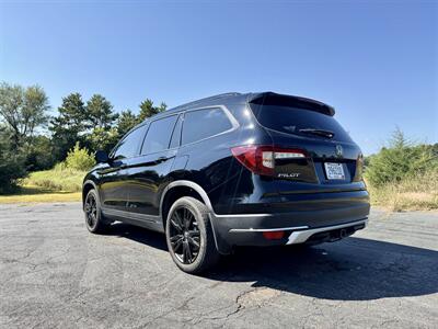 2021 Honda Pilot Black Edition   - Photo 3 - Andover, MN 55304