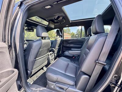 2021 Honda Pilot Black Edition   - Photo 12 - Andover, MN 55304