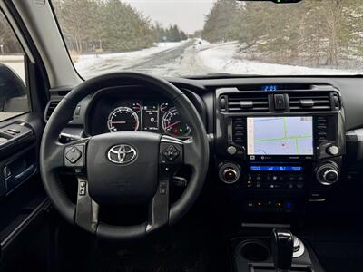 2021 Toyota 4Runner Nightshade Edition   - Photo 18 - Andover, MN 55304