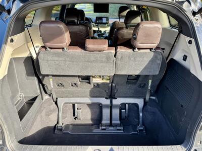 2022 Toyota Sienna Platinum 7-Passenger   - Photo 12 - Andover, MN 55304